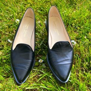 Carmen Salas black leather loafer